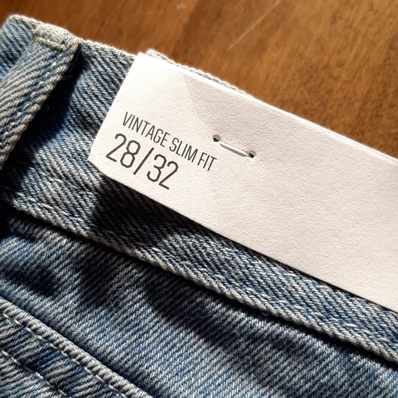 Jeans - Picture 3 of 5